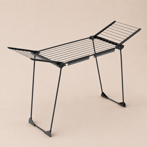 מתקן כביסה שחור עם 24 אטבי כביסה Winner18