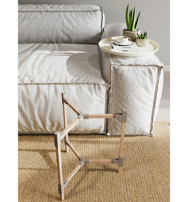 שולחן צד עם מגש נשלף