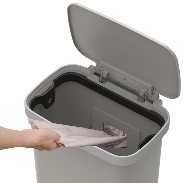 פח דוושה פלסטיק בז׳ VICENZA 50L + חבילת 20 שקיות זבל מתנה!