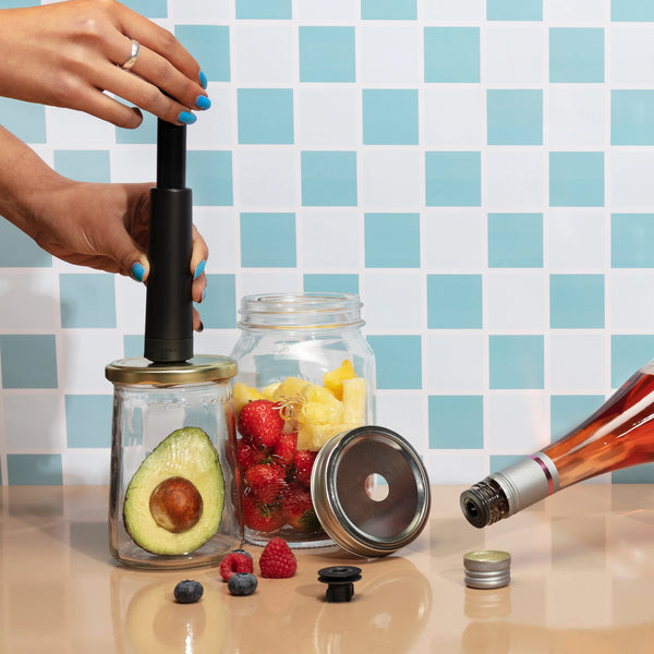 סט ואקום להארכת חיי מזון ויין